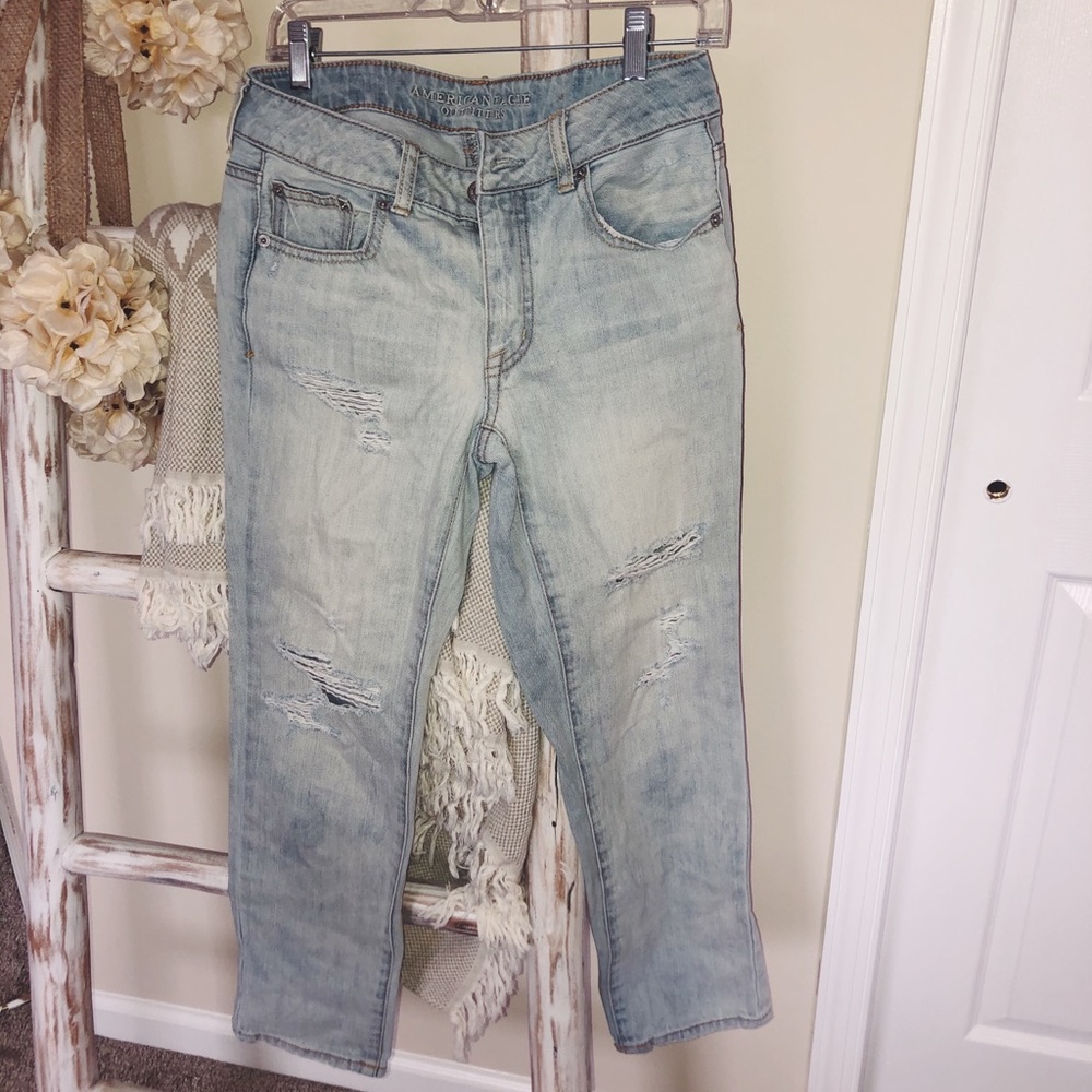 American Eagle Cropped Destroyed Jeans